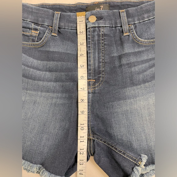 NWT Jen7 by 7 for All Mankind stretch shorts raw hem women’s size 6 Dark Blue - Picture 10 of 10